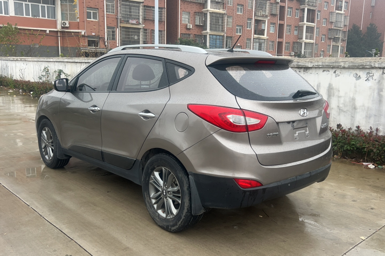 北京现代ix35 2013款 2.0L 自动两驱智能型GLS 国IV车身外观6008