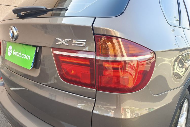 宝马X5(进口) 2011款 xDrive35i 豪华型局部细节9005