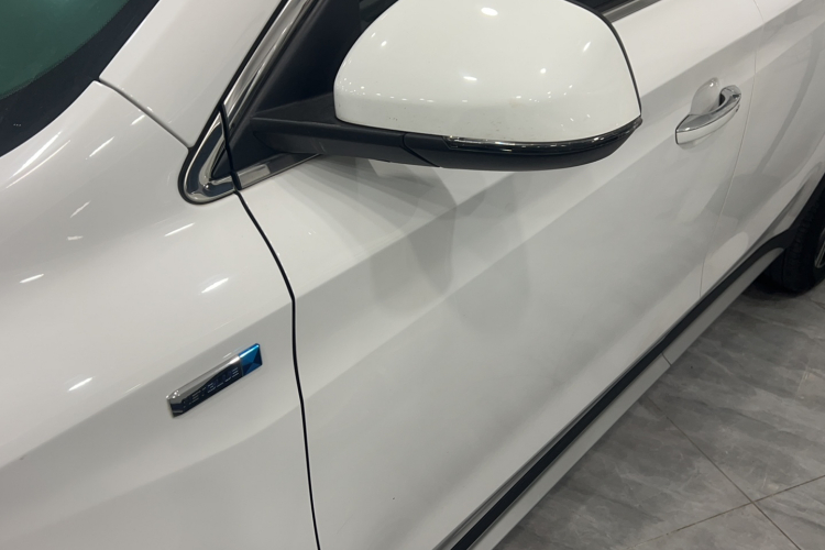 荣威RX5 2020款 20T 自动4G互联超越版车身外观6008