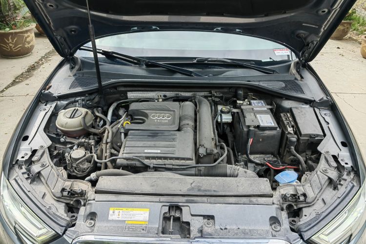 奥迪A3 2019款 Limousine 35 TFSI 运动型 国VI中控内饰7010