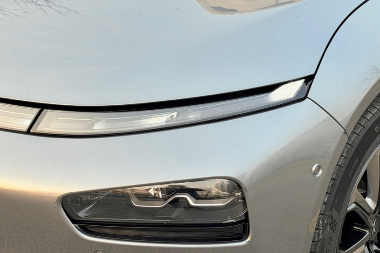 小鹏P7 2020款 586E局部细节36