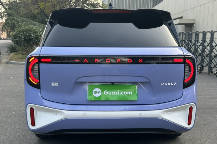 ARCFOX极狐 极狐考拉 2023款 家庭版车身外观6005