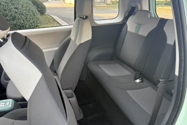 长安启源 长安Lumin 2022款 210km 香甜款中控内饰7006