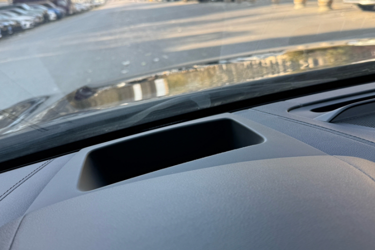 沃尔沃S90新能源 2019款 T8 E驱混动 智雅版 国V中控内饰7008