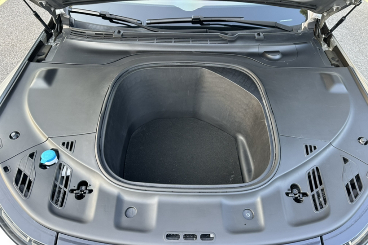 小鹏P7 2021款 480N局部细节24