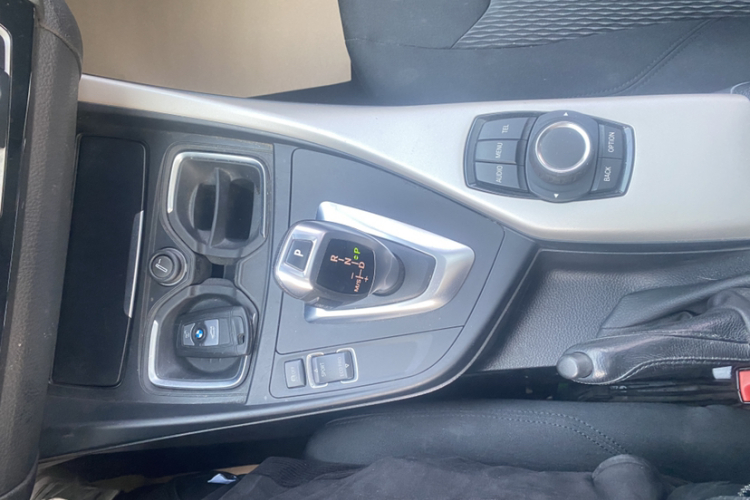 宝马1系(进口) 2015款 120i 领先型车身外观6007