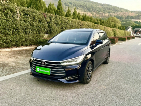 比亚迪 宋MAX 2017款 1.5T 自动智联豪华型 7座