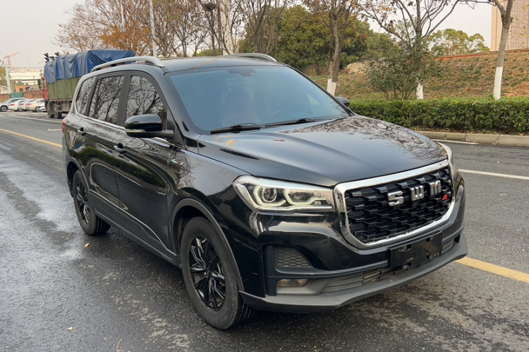 SWM斯威汽车 SWM斯威G05 2022款 PRO 1.5T DCT精英型 7座车身外观6002