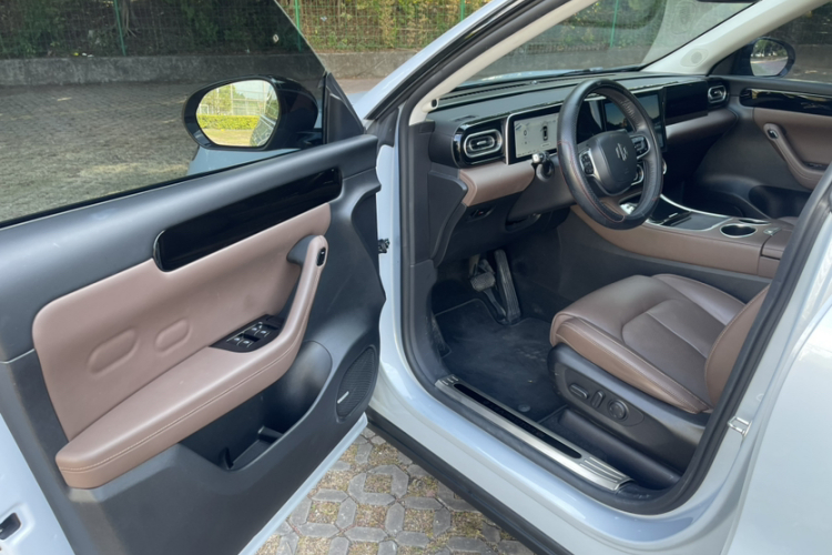 零跑汽车 零跑C11 2023款 增程 180舒享版中控内饰7003