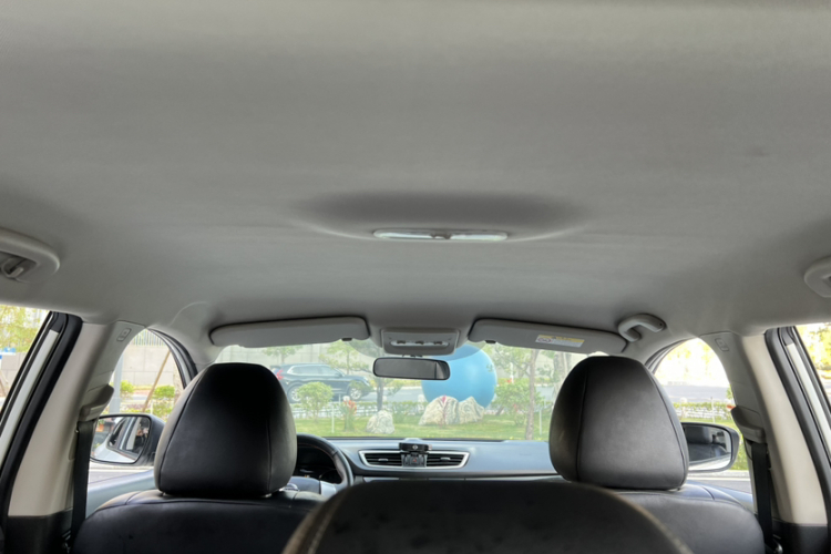 日产 逍客 2016款 2.0L CVT精英版局部细节22