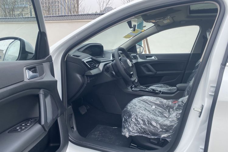 标致408 2022款 1.6T 追光版中控内饰7002