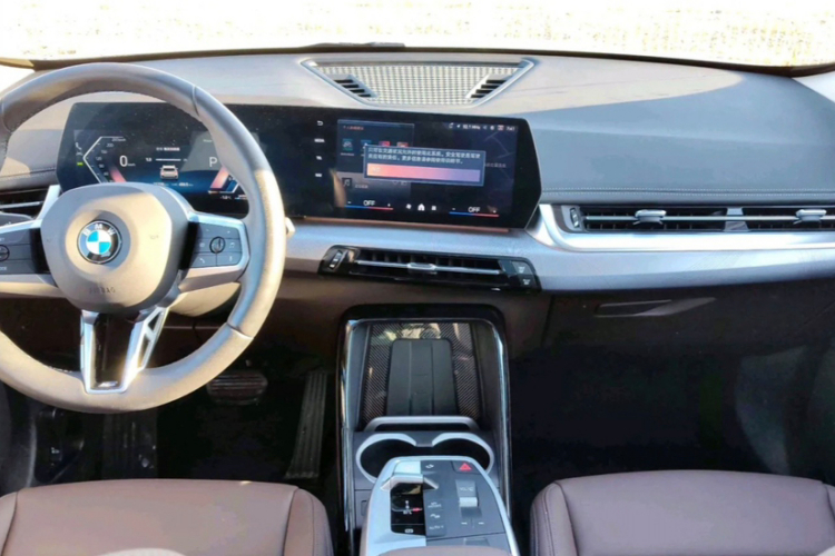 宝马X1 2024款 sDrive25Li X设计套装中控内饰7005