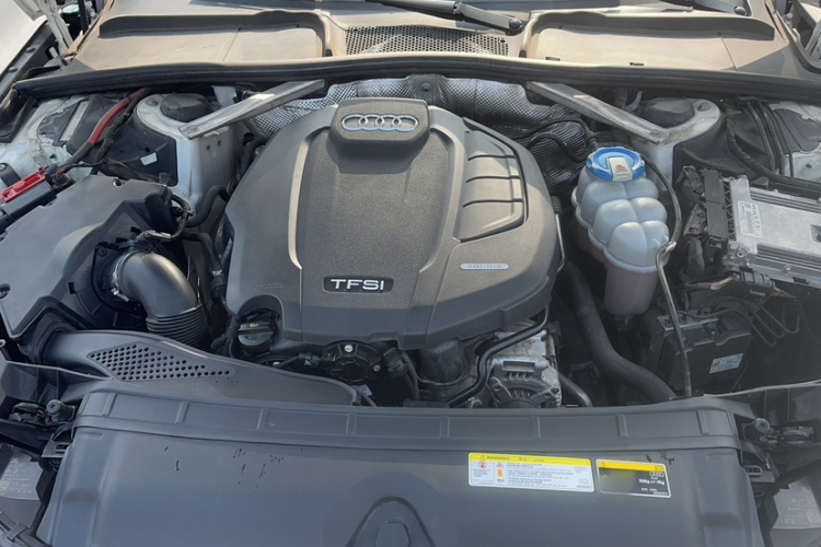 奥迪A4L 2017款 40 TFSI 风尚型局部细节24