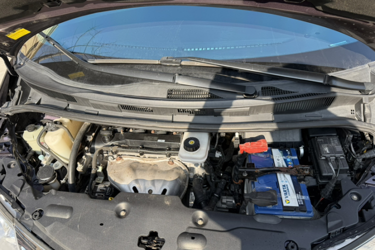 比亚迪M6 2015款 2.4L 自动豪华型局部细节24