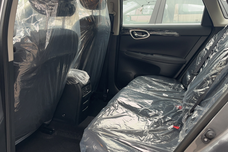 日产 轩逸 2024款 改款三 经典 1.6XE CVT舒适版中控内饰7002