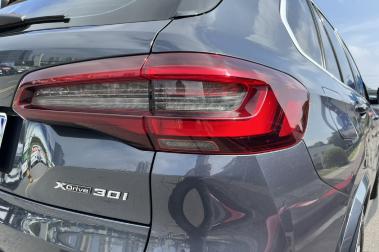 宝马X5(进口) 2022款 xDrive30i M运动套装车身外观6006