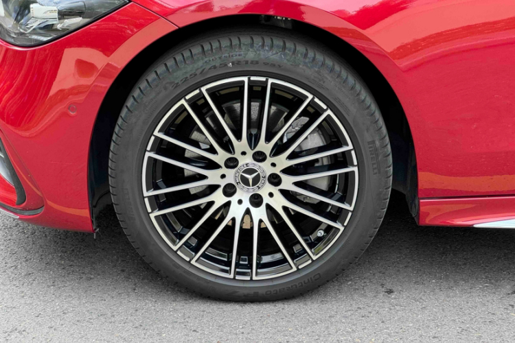 奔驰C级 2023款 改款 C 200 L 运动版车身外观6008