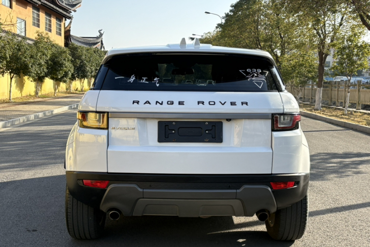 路虎 揽胜极光 2018款 240PS SE 智耀版车身外观6004