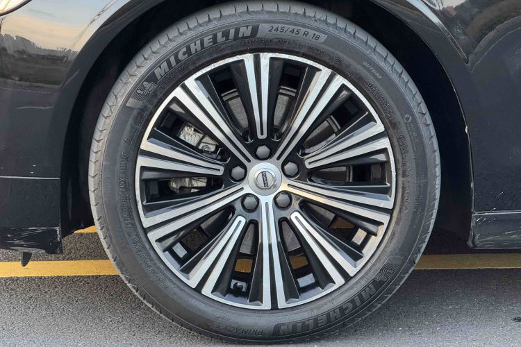 沃尔沃S90 2021款 B5 智远豪华版车身外观6009