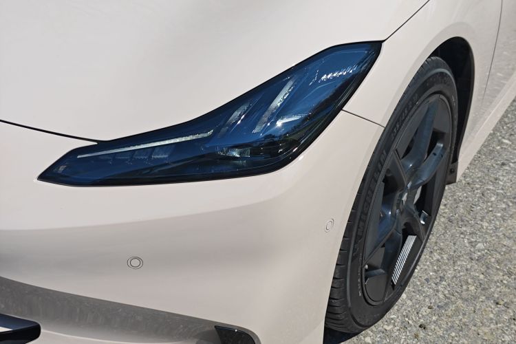 昊铂GT 2024款 全球款 710特高压激光雷达版车身外观6006