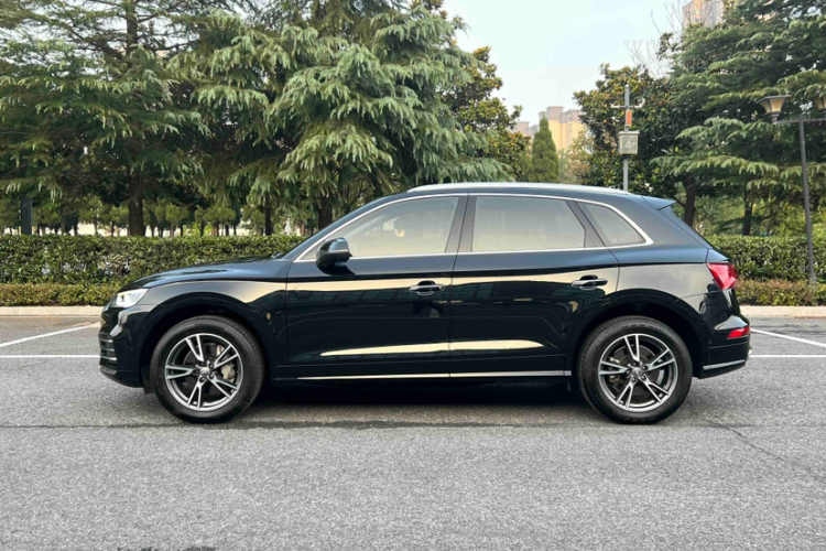 奥迪Q5L 2020款 45 TFSI 尊享时尚型车身外观6004