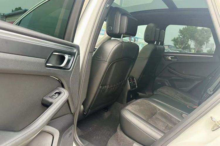 保时捷 2017款  Macan 2.0T中控内饰7007