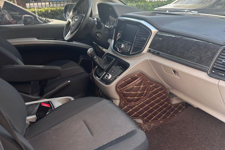 江淮瑞风 瑞风M4 2016款 2.0L 手动豪华型中控内饰7002