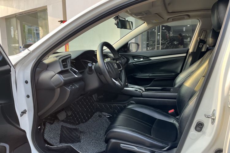 本田 思域 2019款 220TURBO CVT劲动版 国VI局部细节19