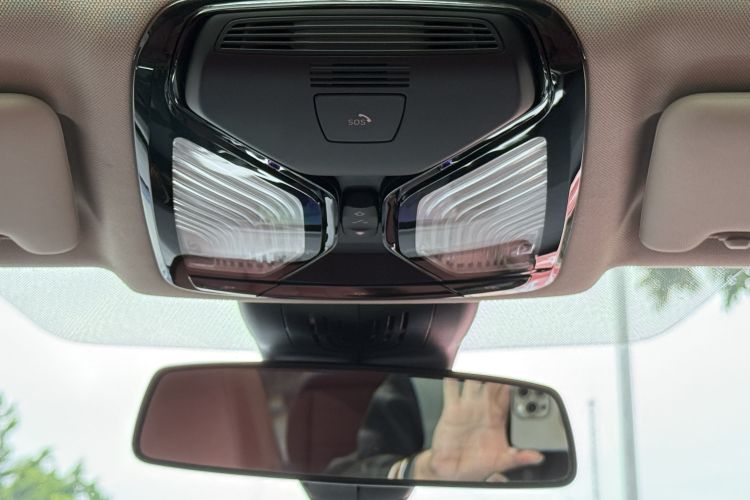 宝马3系 2021款 改款二 325Li M运动套装中控内饰7004