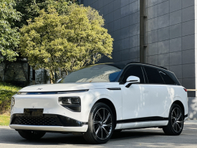 小鹏G9 2022款 702 Pro