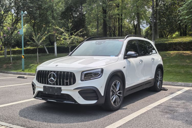 奔驰GLB AMG 2023款 AMG GLB 35 4MATIC车身外观1