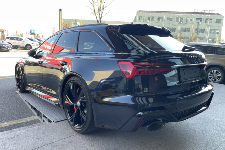 奥迪RS 6 2021款 RS 6 4.0T Avant车身外观6002