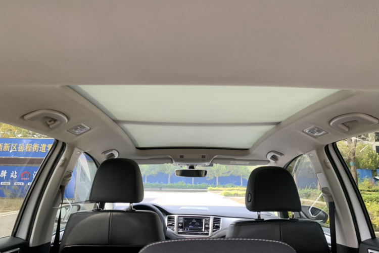 大众 高尔夫·嘉旅 2019款 280TSI 自动好奇型 国V局部细节22