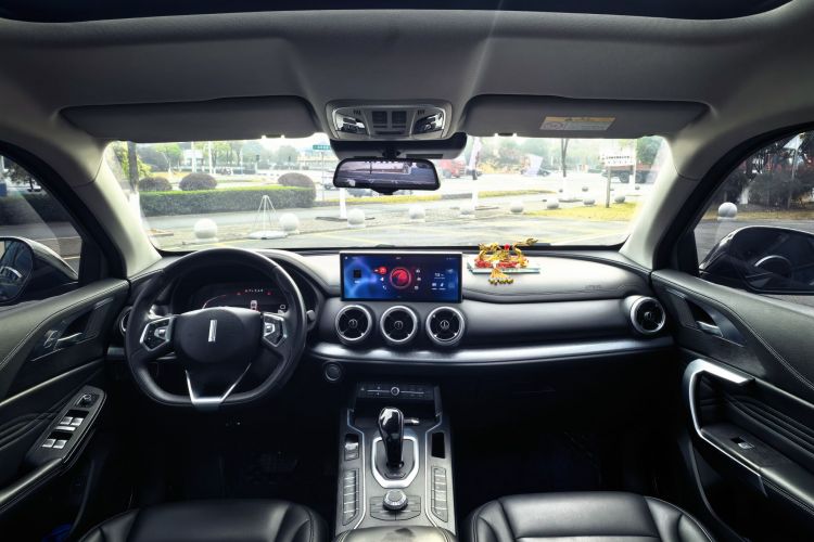 魏牌 VV5 2021款 1.5T 两驱智先锋中控内饰7001