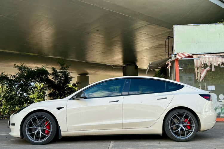【5.94万公里】二手特斯拉 Model 3 2021款 Performance高性能全轮驱动版能卖多少钱 - 卖车上瓜子,卖给个人价更高