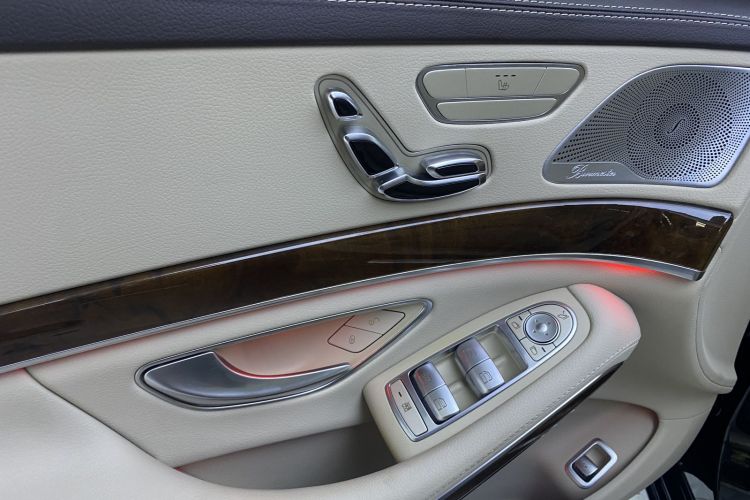 奔驰S级 2017款 S 320 L 豪华型中控内饰7011