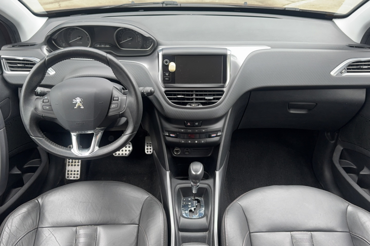 标致2008 2014款 1.6L 自动领航版中控内饰7004