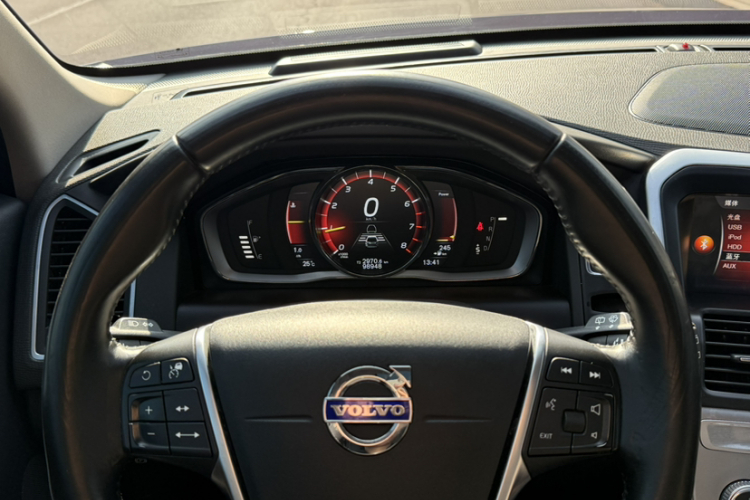 沃尔沃XC60 2017款 T5 AWD 智远升级版中控内饰15