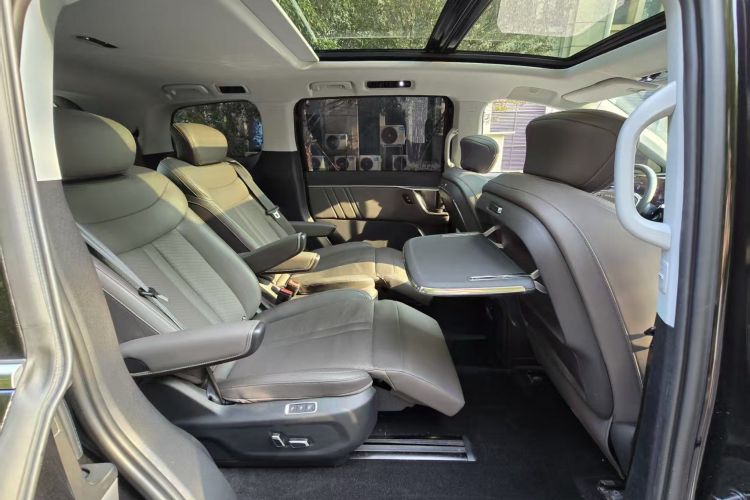 上汽大通MAXUS 大家7 2024款 超混 超长续航版 臻享版中控内饰7012