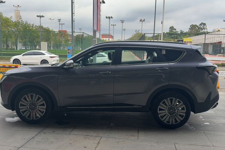 捷途X70 PLUS 2025款 1.5T 精英版 5座车身外观6002