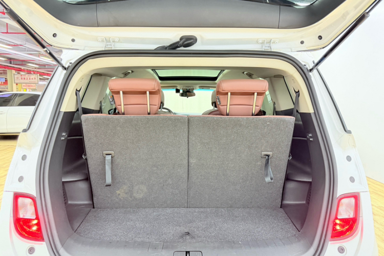 别克GL6 2019款 18T 6座互联豪华型 国VI局部细节23