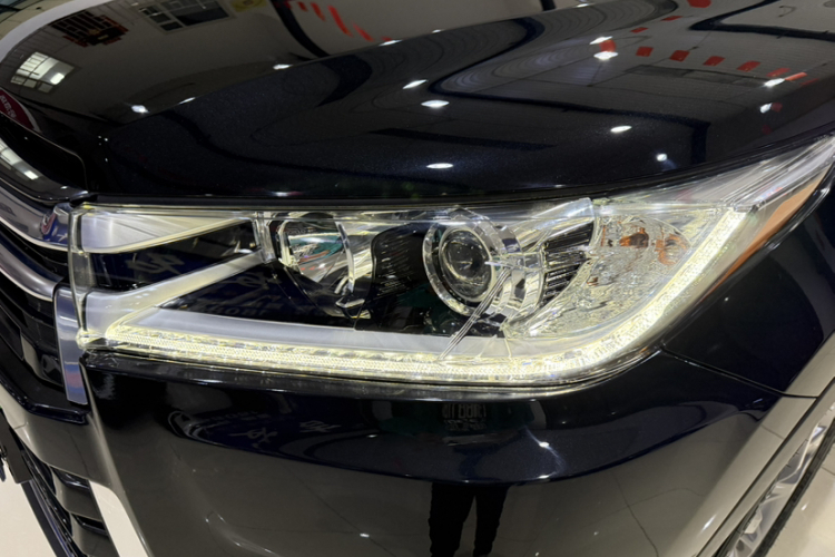 丰田 汉兰达 2018款 2.0T 四驱尊贵版 7座 国VI局部细节36