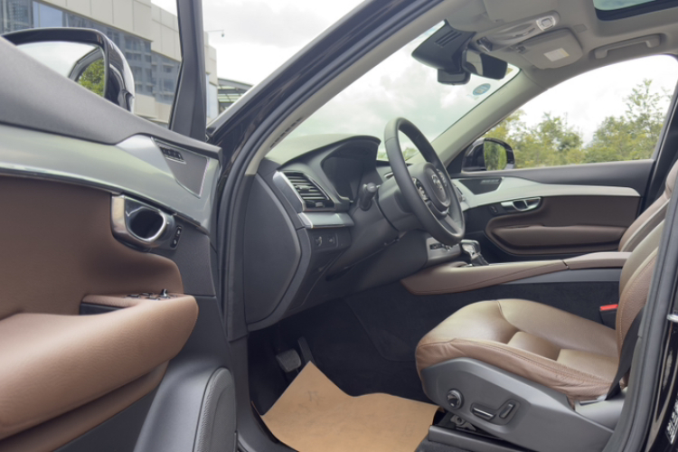 沃尔沃XC90 2018款 T6 智逸版 7座局部细节19