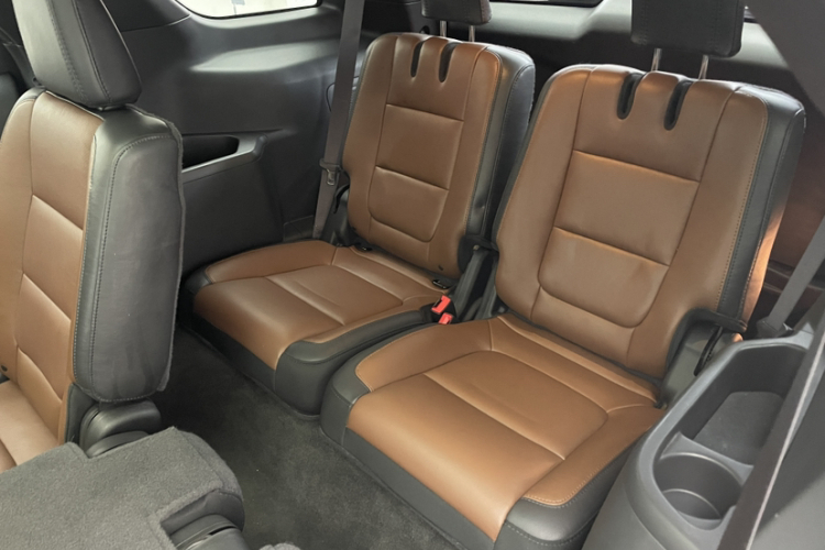 福特 探险者(进口) 2013款 3.5L 尊享型中控内饰7010