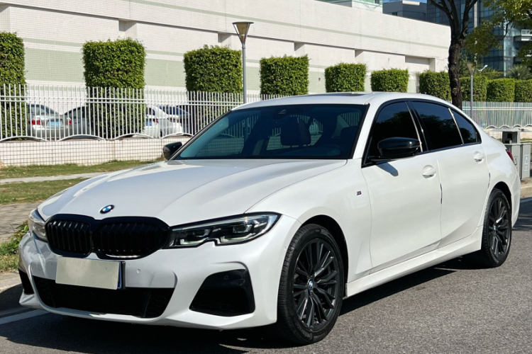 宝马3系 2021款 改款 325Li M运动曜夜套装车身外观6002