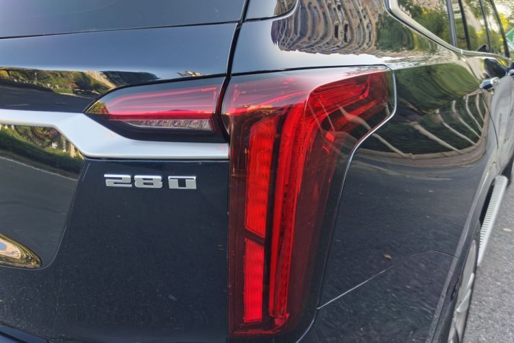 凯迪拉克XT6 2020款 28T 六座四驱豪华型车身外观6006