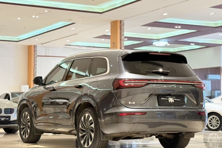 鸿蒙智行 问界M7 2024款 1.5T 后驱Plus版 5座车身外观6004