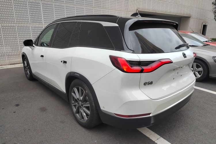 蔚来ES8 2020款 580KM 签名版 六座版车身外观6004