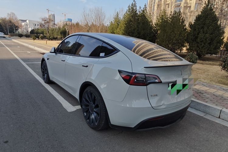 特斯拉 Model Y 2022款 Performance高性能全轮驱动版车身外观6005