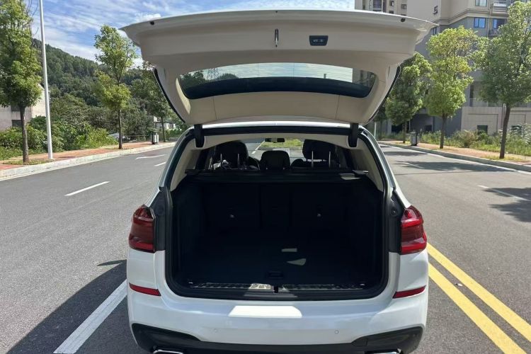 宝马X3 2020款  xDrive28i M运动套装中控内饰7006